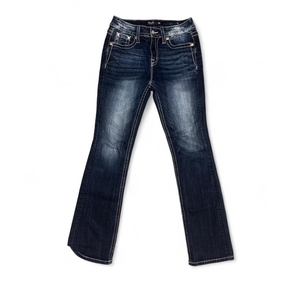 y2k miss me dark wash boot cut jeans w/ bedazzles & cow print details
size 28